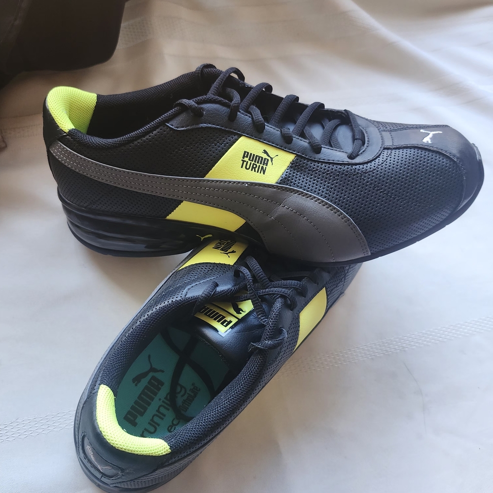 Puma Turin Black and Yellow Sneakers